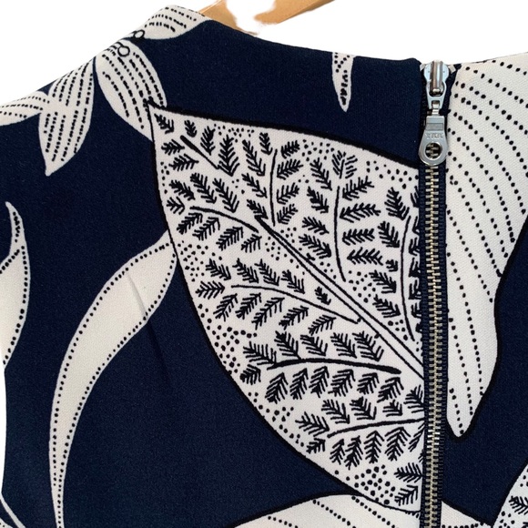 Roz & Ali Dress w Silver Metal Y2K Back Zipper & Oversized Botanical Print sz 2P - Picture 9 of 14